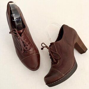 Rockport Womens Oxford Heels Size 9.5 Brown Leather Lace Up Comfort Retro Style